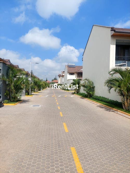 A charming four bedroom townhouse to let in Katani
